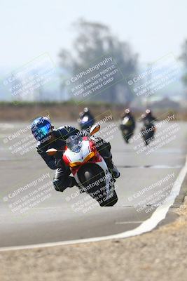 media/Sep-20-2025-TrackDaz (Sat) [[27f0cde673]]/B Group/220pm (Turn 9)/